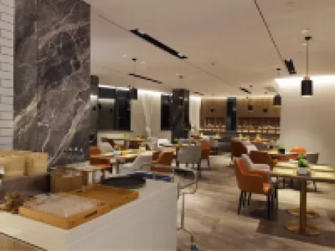 Xi tian wu High altitude Hotel (Lanzhou West High speed Railway Station Branch)