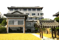 Jeju Hanok Hotel Hallagung