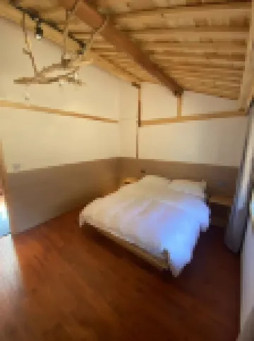 Jiuyue Courtyard Homestay