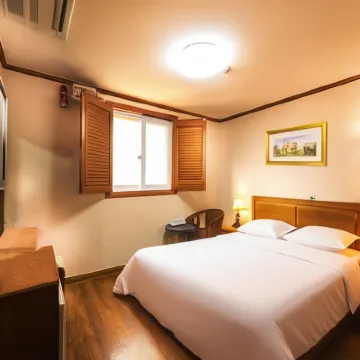 Noble Hotel Hotels near Gyeongbokgung Palace