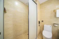 Licheng Huasheng Hotel (Bachu Centery Avenue)