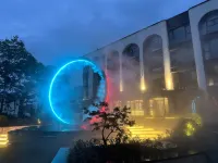 만루·반멍 리조트 홈스테이 하늘의 거울 전망대 주변 호텔