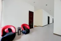 Hotel O 76 Gayungsari Karangpilang 호텔