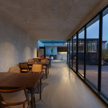 Xiao · ISVARA Designer Hotel (Huaihe Road Pedestrian Street)
