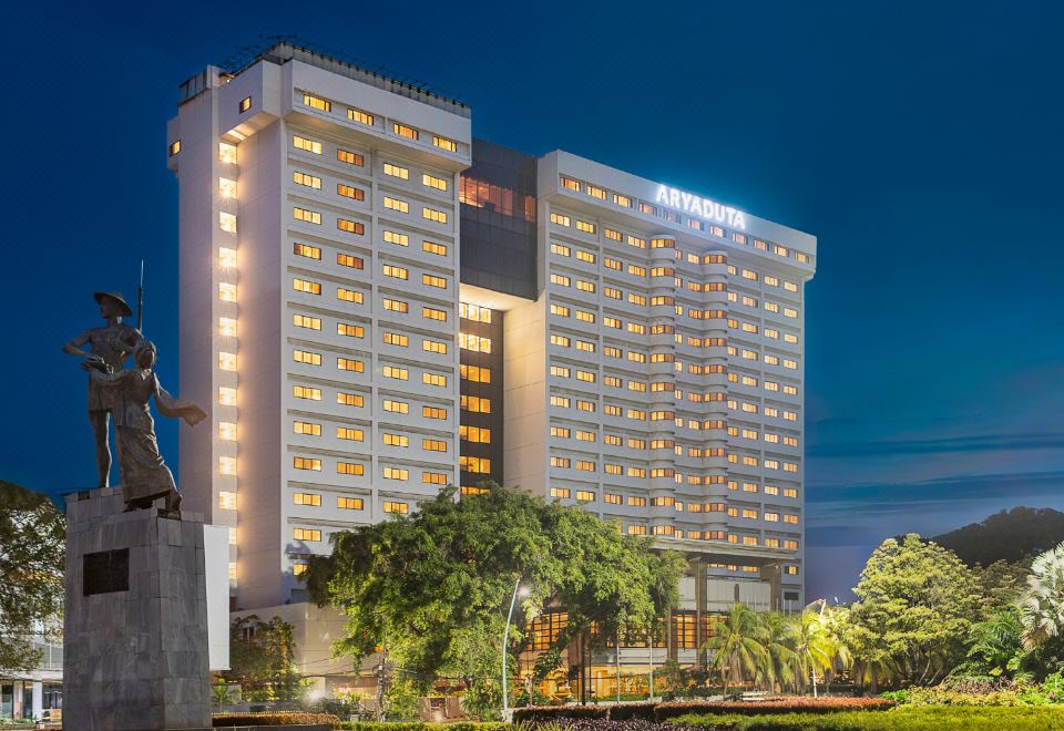 아랴두타 자카르타 수영장