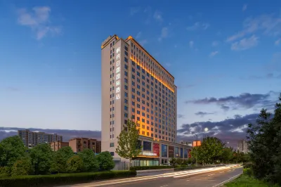 Courle Fontainebleau International Hotel Hotels near Bayingolin Vocational and Technical College Electronics Information Engineering Department