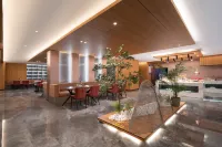 Fujitsu International Hotel (Zaozhuang West Station Wanda Plaza Store)