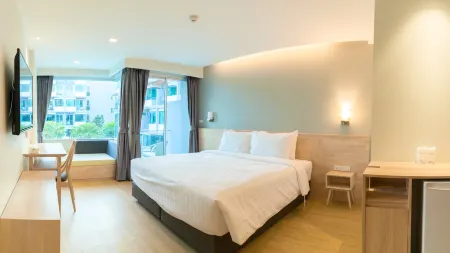 Bay Window at Sea Cha am Отели в г. Ча-Ам