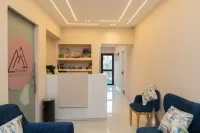 Maria Pyramids House