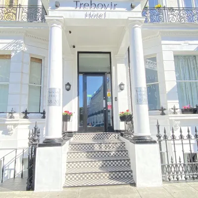 Trebovir Hotel Hotels near Hyde Park
