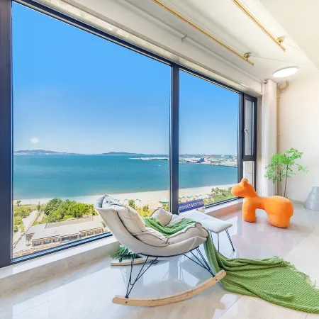 Crystal Bayview Hotel Jinghaiwan Scenic Apartment (Weihai Station Huafa New World)