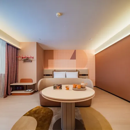Orange Hotel (Chengdu  Wuhouci Jinli) Отели рядом с достопримечательностью «Мемориальный храм Ухоу»