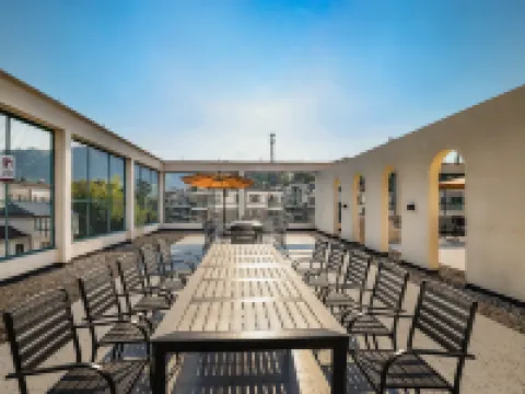 Mika City Hotel (Xuancheng Jingde High-speed Railway Station) Hotels in Jingde