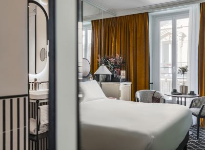 Hotel Faubourg Galant Paris- Handwritten Collection