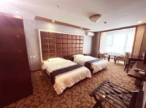 灤平零五大酒店 鄰近灤平博物館的酒店