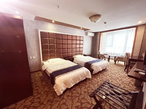 05 Hotel Hotel di Luanping