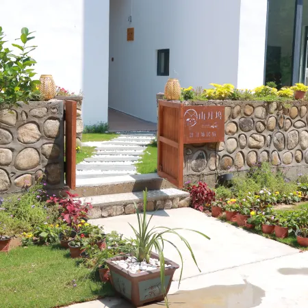Yakamoz Designer B&B