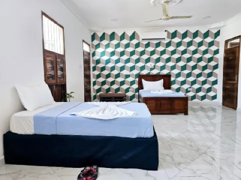 你好拉菲基之家 - 石頭城 酒店