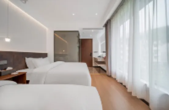 雲棲山澗民宿（OMG心跳樂園店）