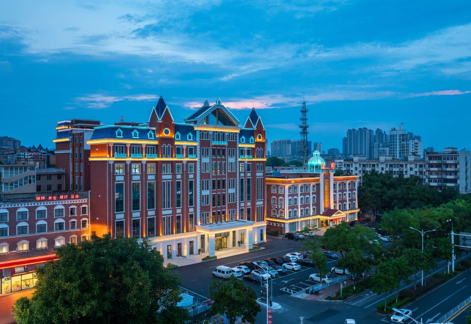 hotel overview picture