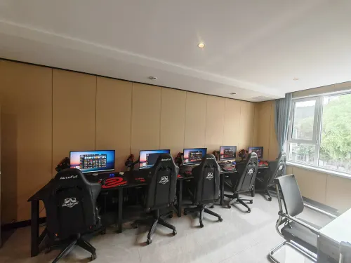 Xi Tianyu E-sports Homestay