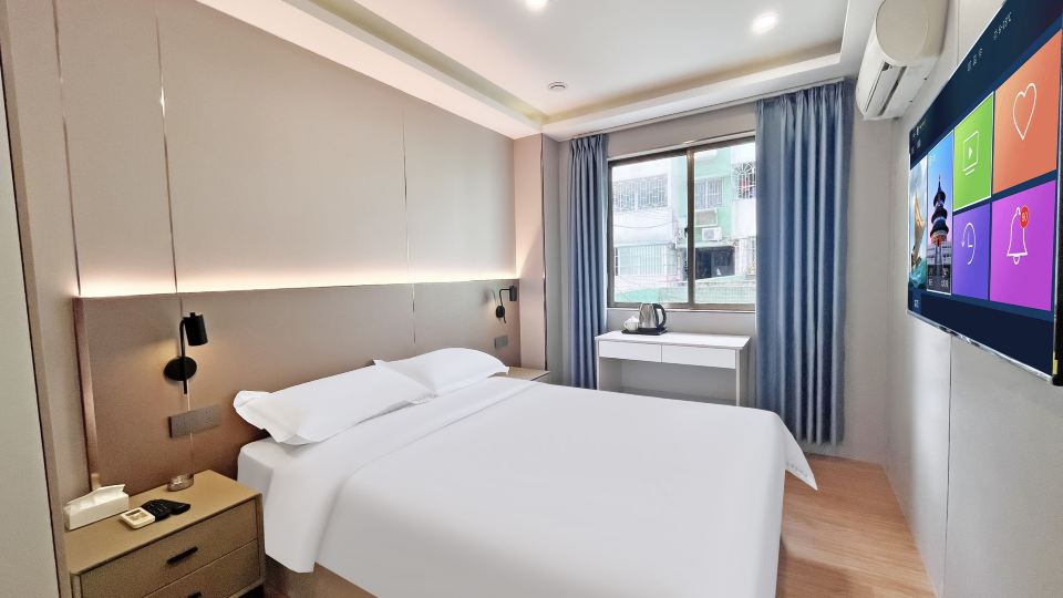 Fengyuanju Business Hotel