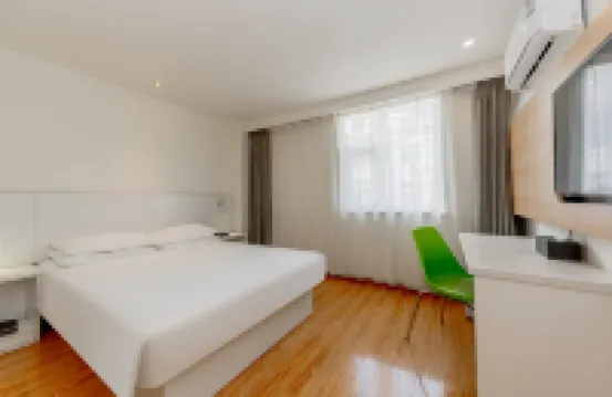 Motel Hotel (Nanjing Gulou subway station) Hotel berhampiran Kuil Jiming
