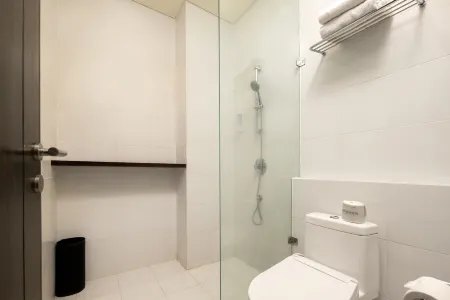 The Akmani Legian