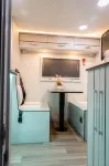 Daan Manor - Kitchens