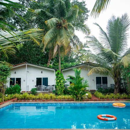 White Truffle Resort, Arambol