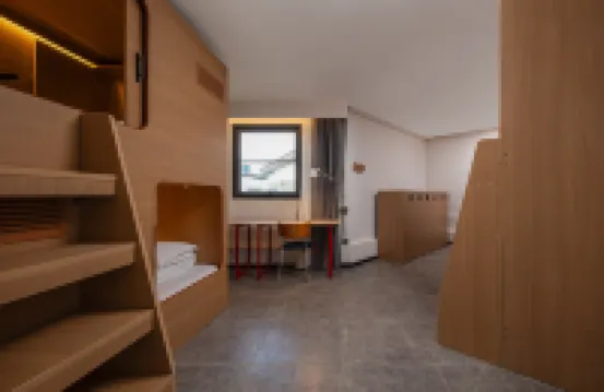 Shangri-La Pinecone International Youth Community