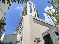 Liubai Hotel (Kunming Old Street Nanping Pedestrian Street) Hotels near Nanqiang Pedestrian Street