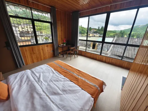 Tanying Yiju Homestay (Longtan Ancient Town)