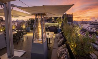 U-VISIONARY ROMA HOTEL