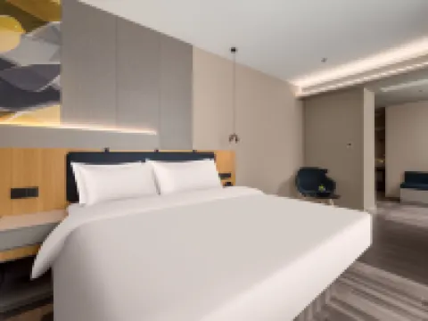 Home Inn (Changzhi Wuxiang Eighth Route Army Taihang Memorial Hall Branch) Hotels in Wuxiang