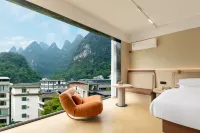 hidden hills hotel
