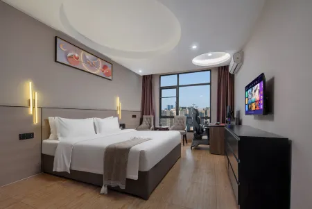 Pipixiong E-Sports Hotel (Xiangxiang Railway Station) Отели в г. Сянсян