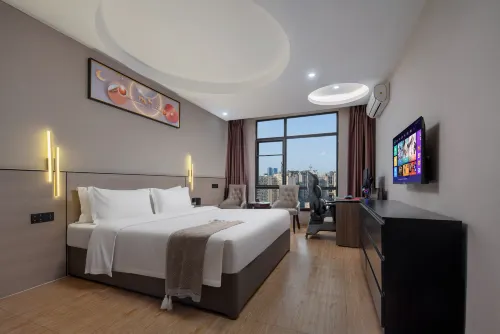 Pipixiong E-sports Homestay (Xiangxiang Railway Station) - parcheggio