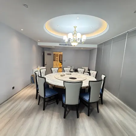 Mingzhu International Hotel
