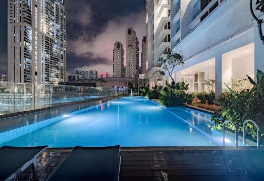 현대적인 레지던스 거실