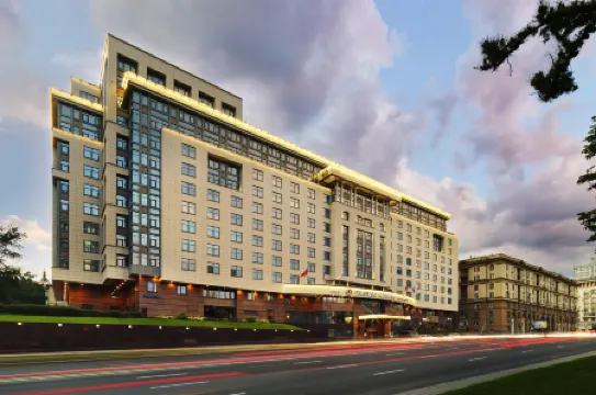 Звезды Арбата Отель и Апартаменты (Москва Марриотт Новый Арбат)