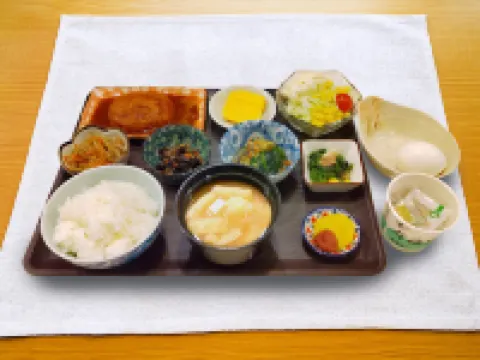 ロイヤルイン新山口駅前 山口のホテル