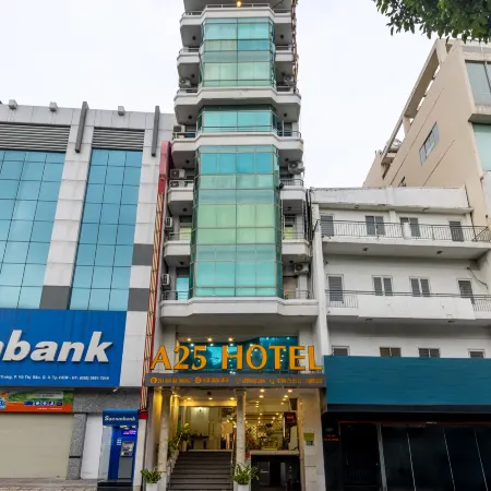 A25 Hotel - 251 Hai Ba Trung Отели рядом с достопримечательностью «Институт Пастера»