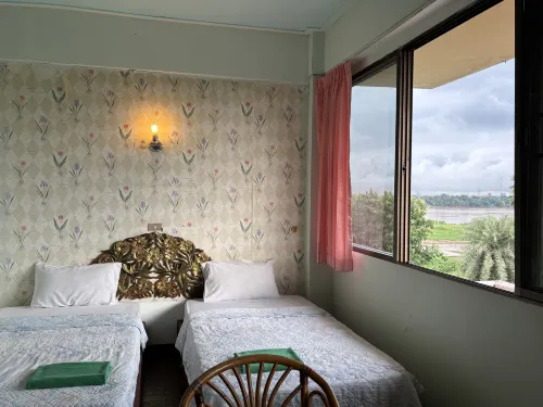 Royal Jomanee Heritage Hotels in Tha Bo