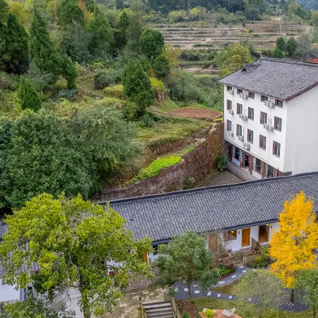 Jianmenguan Ningjiayuan Homestay