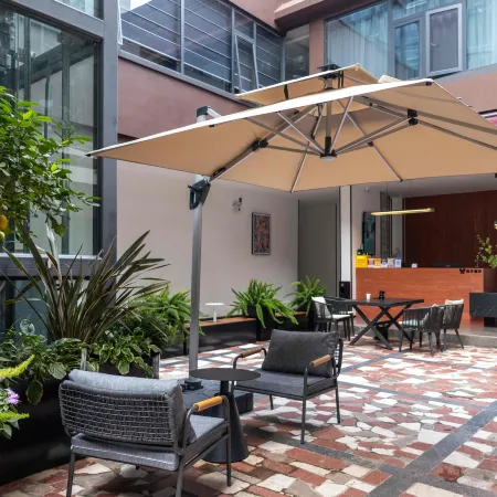 Yufeng Hotel
