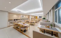 Vienna International Hotel (Wenling Wanchang Road Subway Station)