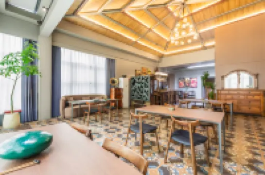 โรงแรมเรนจอย (จัตุรัสฉงเหอเหมิน หยินไถเฉิง)