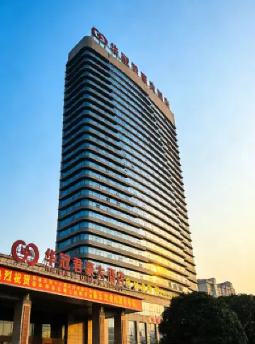 Hewitt Grand Hotel