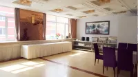 Dunhua Service Building Hotel